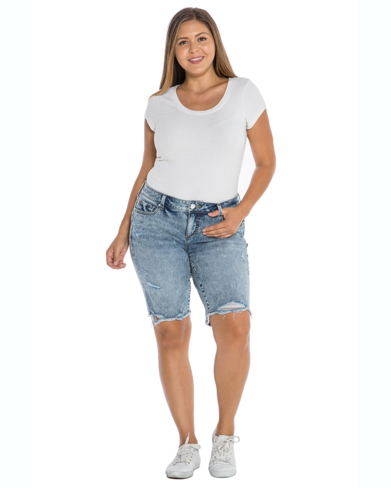 Front of a model wearing a size 20 Frayed Hem Bermuda - Flow in FLO by Slink Jeans. | dia_product_style_image_id:311907